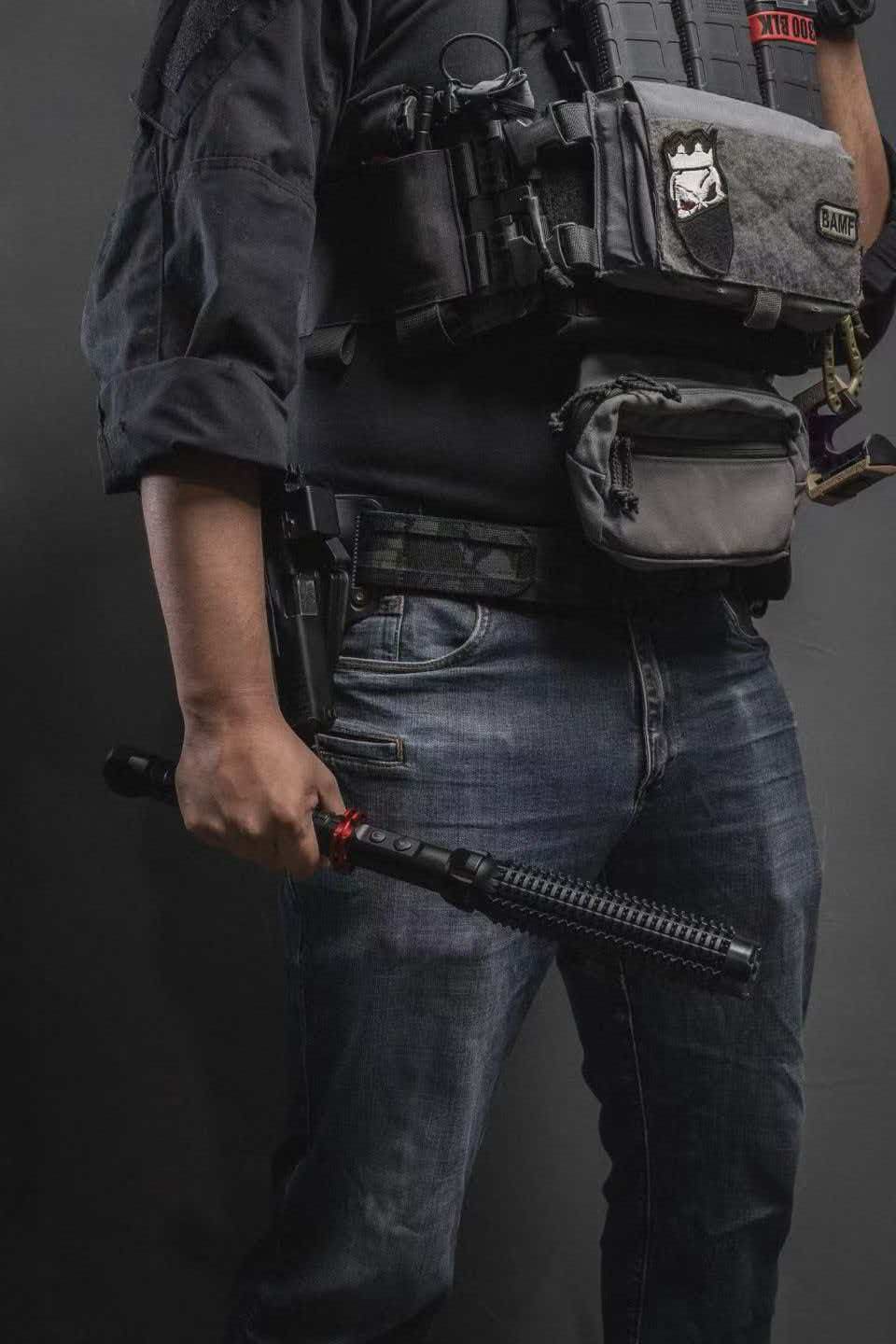 W-10 High-power, multi-functional stun gun