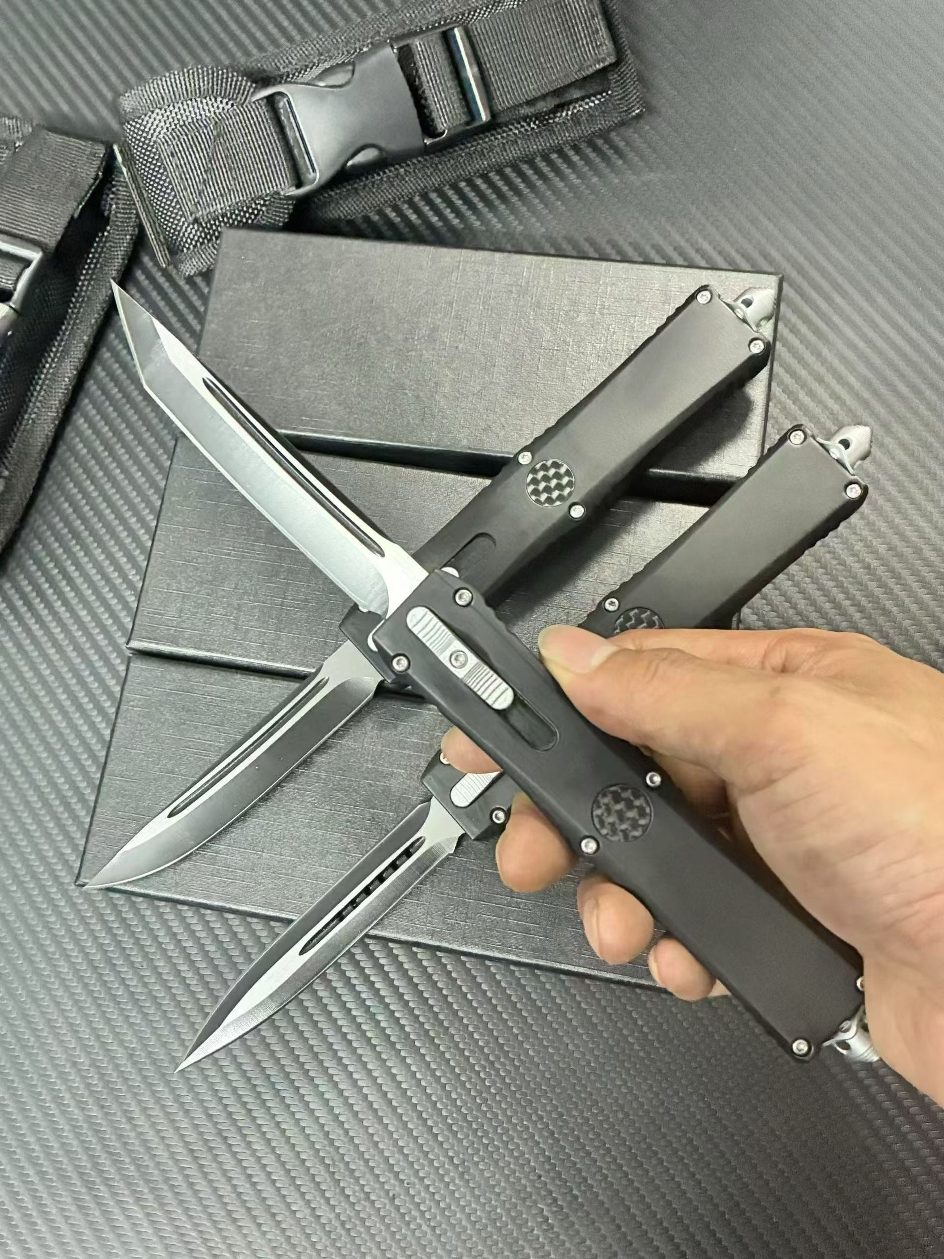 A05 Dirac Jump Knife OTF