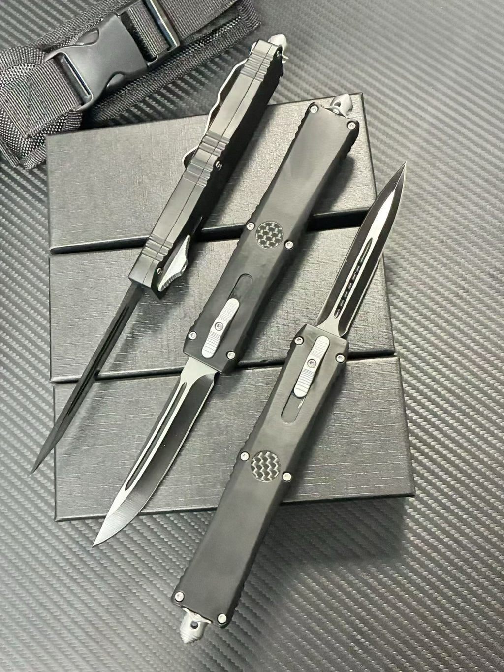 A05 Dirac Jump Knife OTF