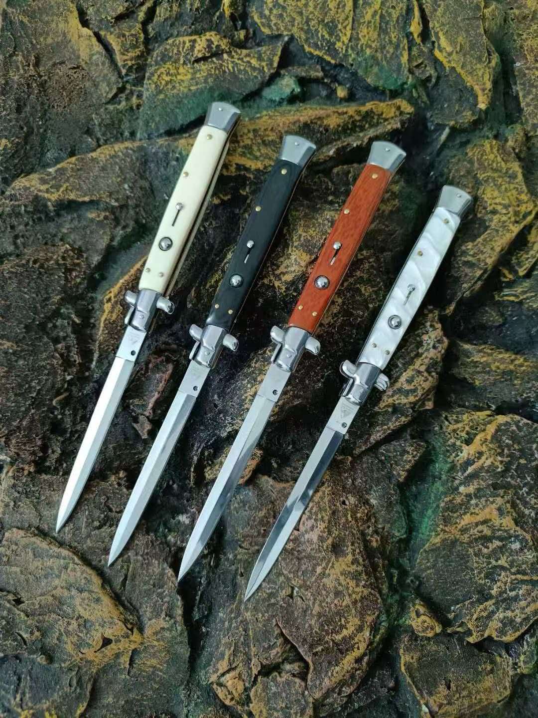 High strength and structural stability: 13-inch Italian Mafia Gambler's Side-Switch Knife