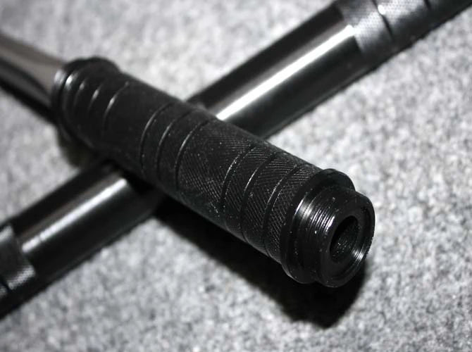 Five-section extended version - black tube three-edged military bayonet