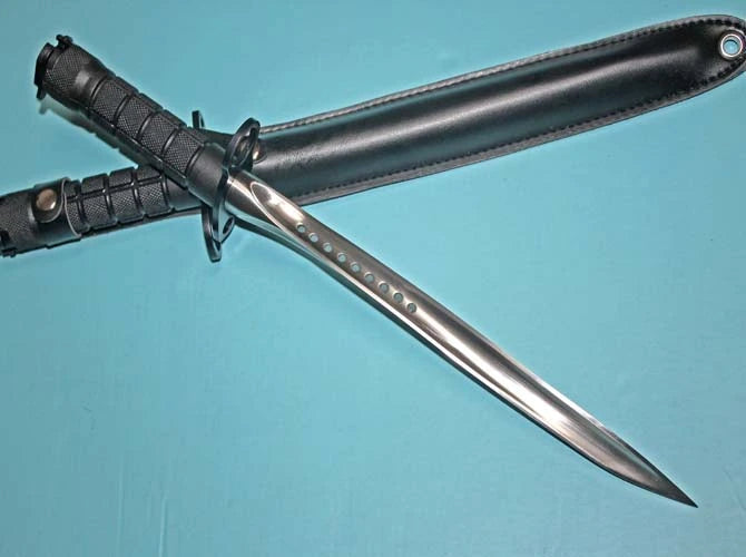 M9 spiral three-edged bayonet