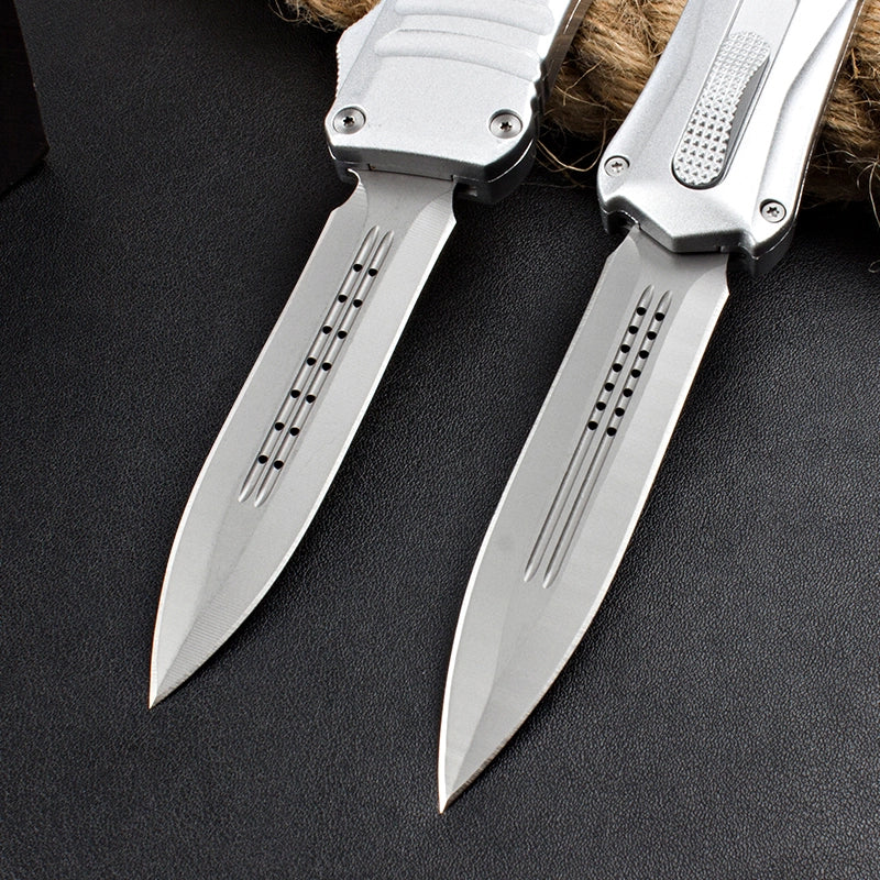 Micro-Tech Troodon Carbon Fiber Straight Jump Knife (Silver Handle)