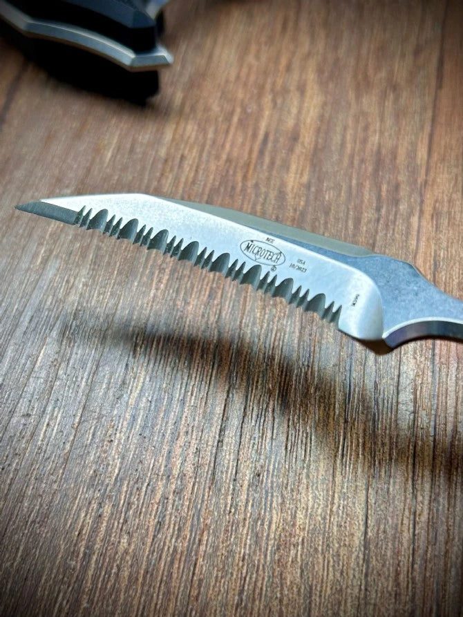 Microtech Bastinelli Microtech Maffeoni collaborates with Bastinelli on bee stings