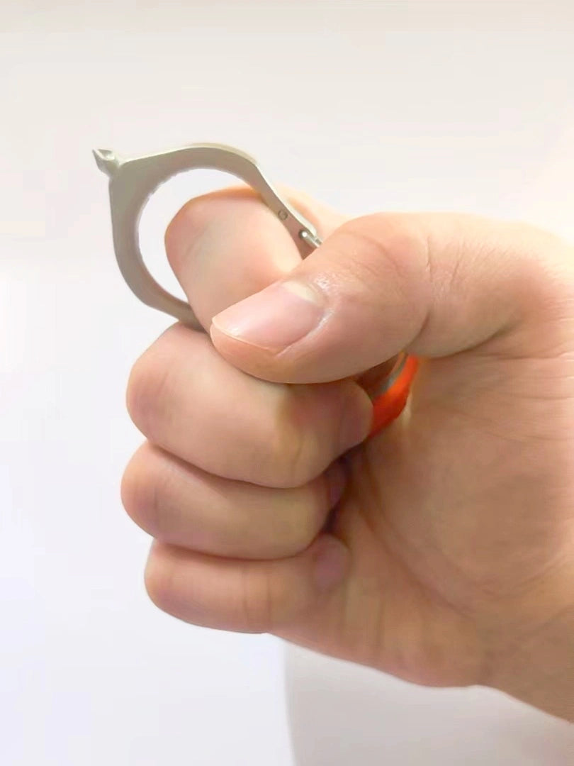 One-finger brass knuckles