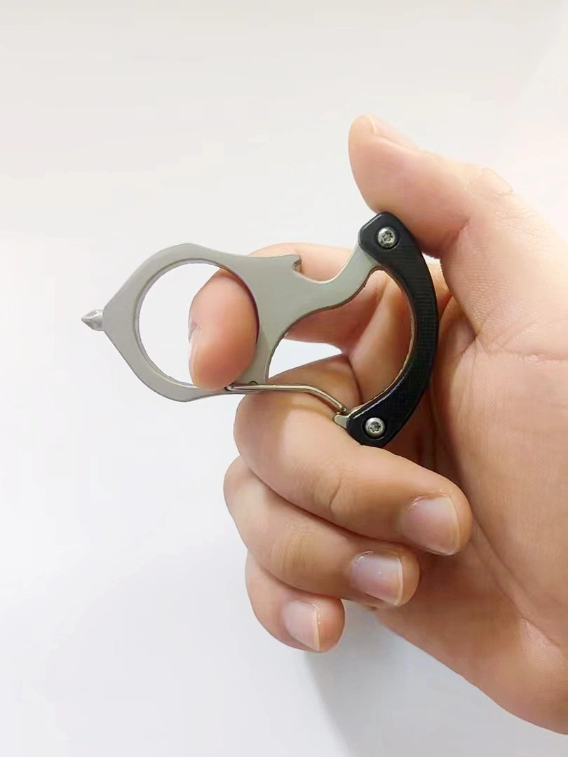 One-finger brass knuckles