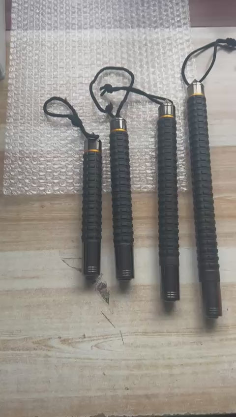 Strengthened and extended solid Hummer baton portable window-breaking telescopic baton (emergency self-defense baton)